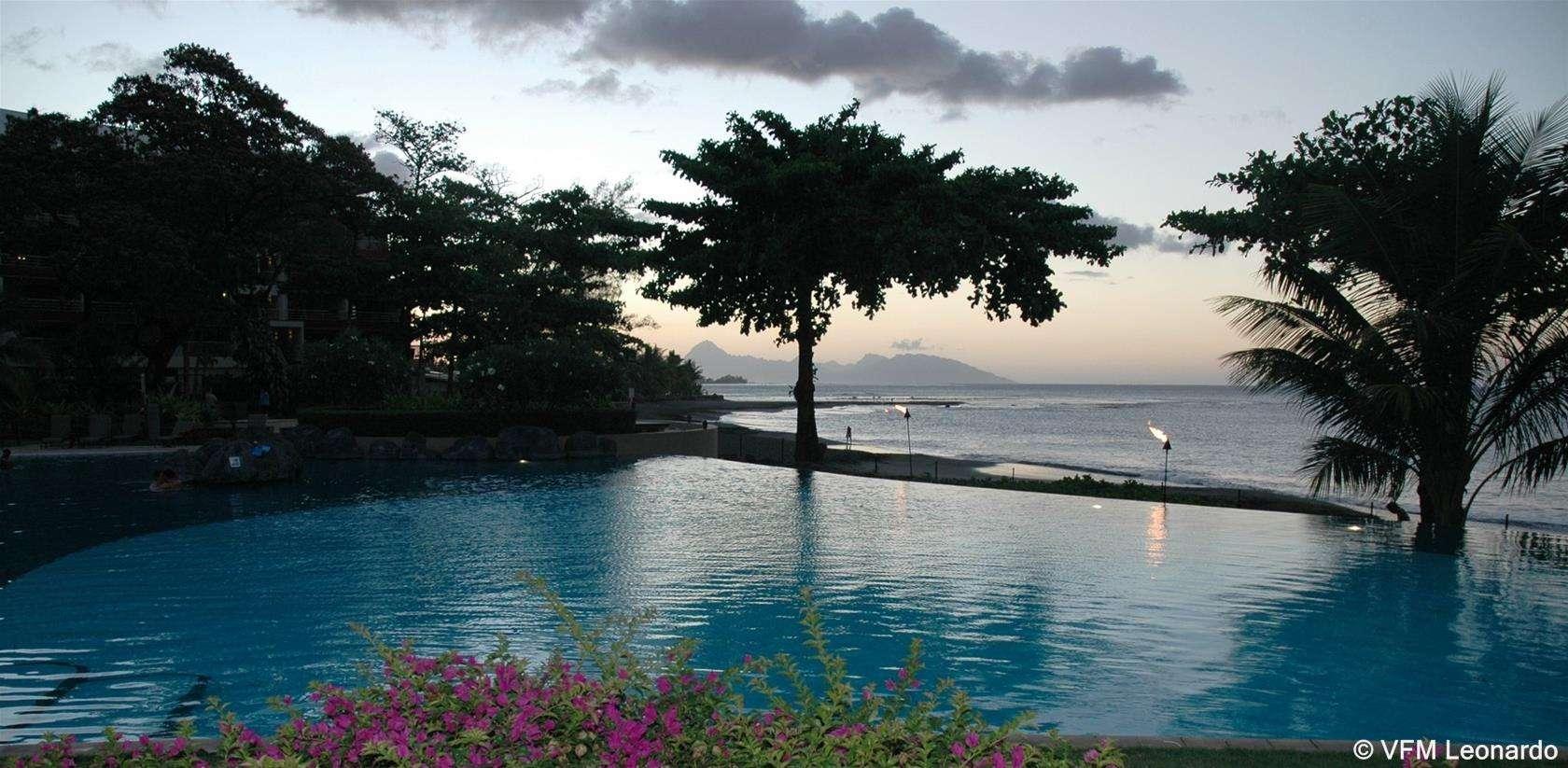 Tahiti Pearl Beach Resort & Spa Bagian luar foto